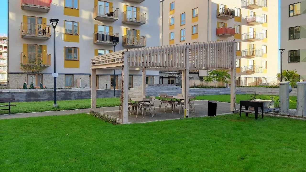 Stockholm Private Rooms In Shared Lovely, Amazing, Modern Apartment +Garden +Bbq 0*,