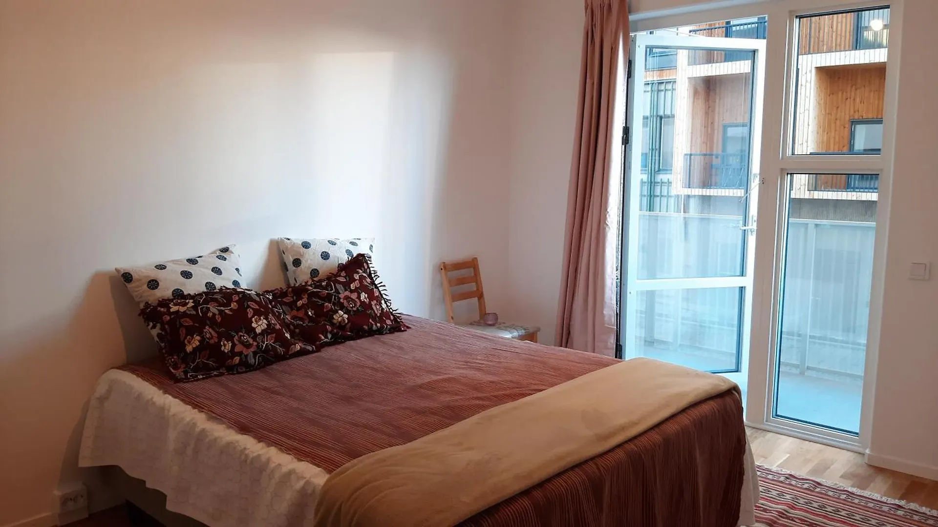 Stockholm Private Rooms In Shared Lovely, Amazing, Modern Apartment +Garden +Bbq Sweden