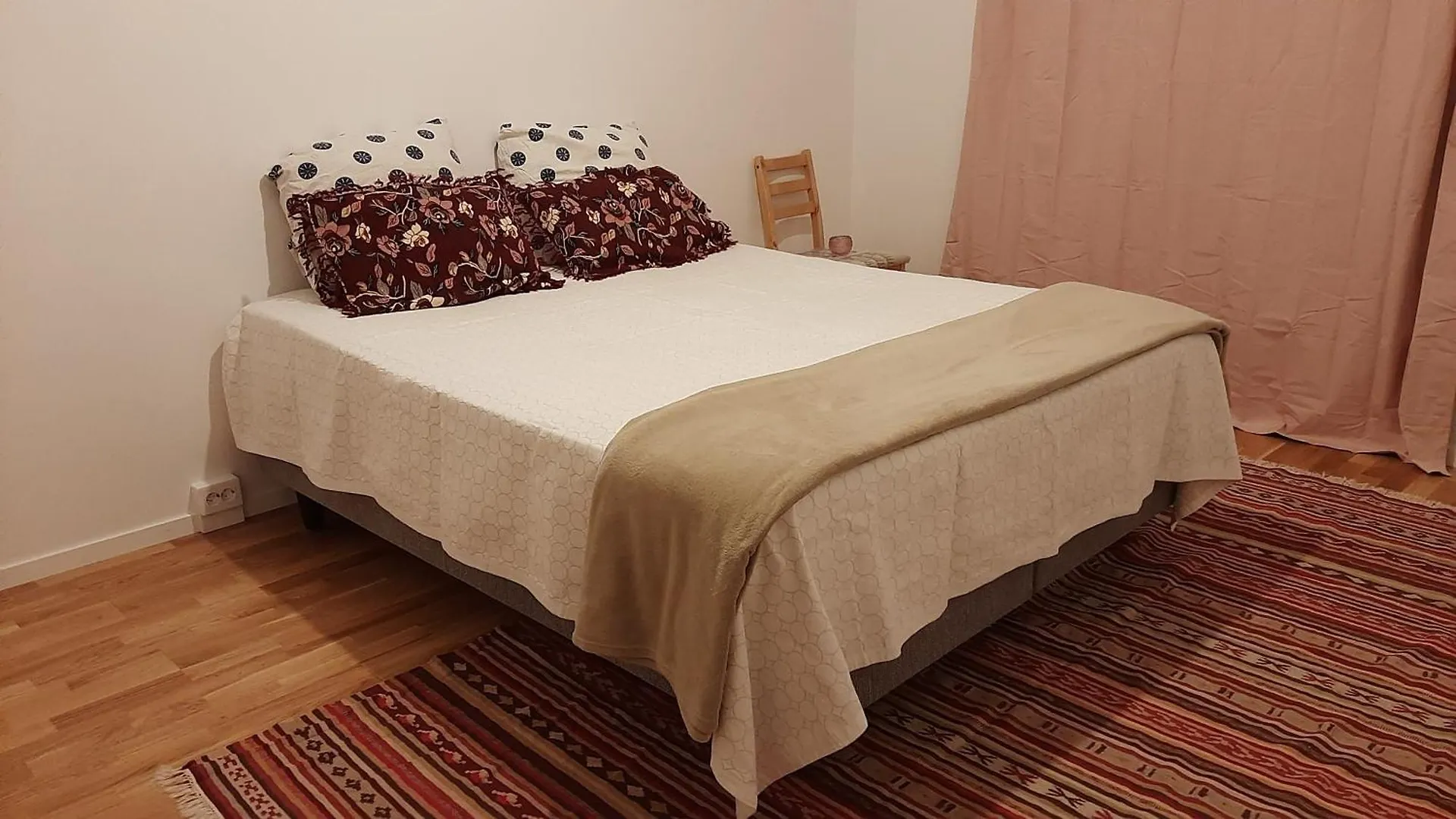 Homestay Stockholm Private Rooms In Shared Lovely, Amazing, Modern Apartment +Garden +Bbq